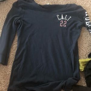 Long sleeve comfy crew neck t-shirt